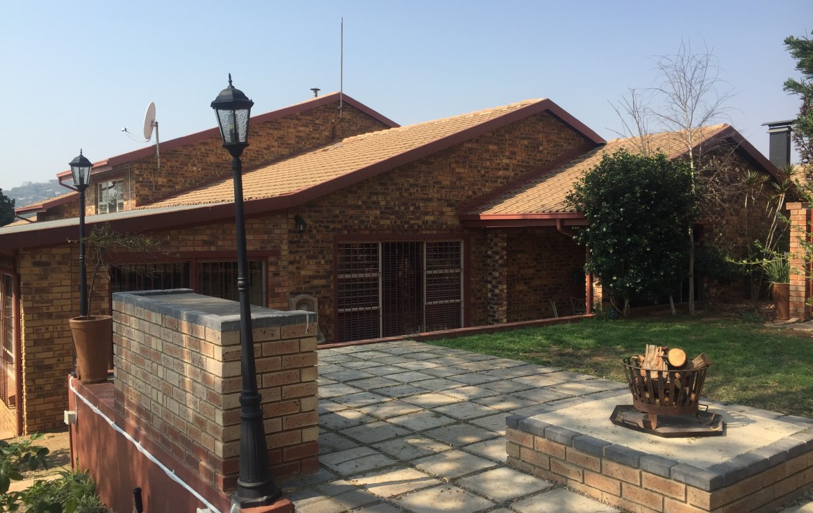 3 Bedroom Cluster in Fairland Blu Real Estate