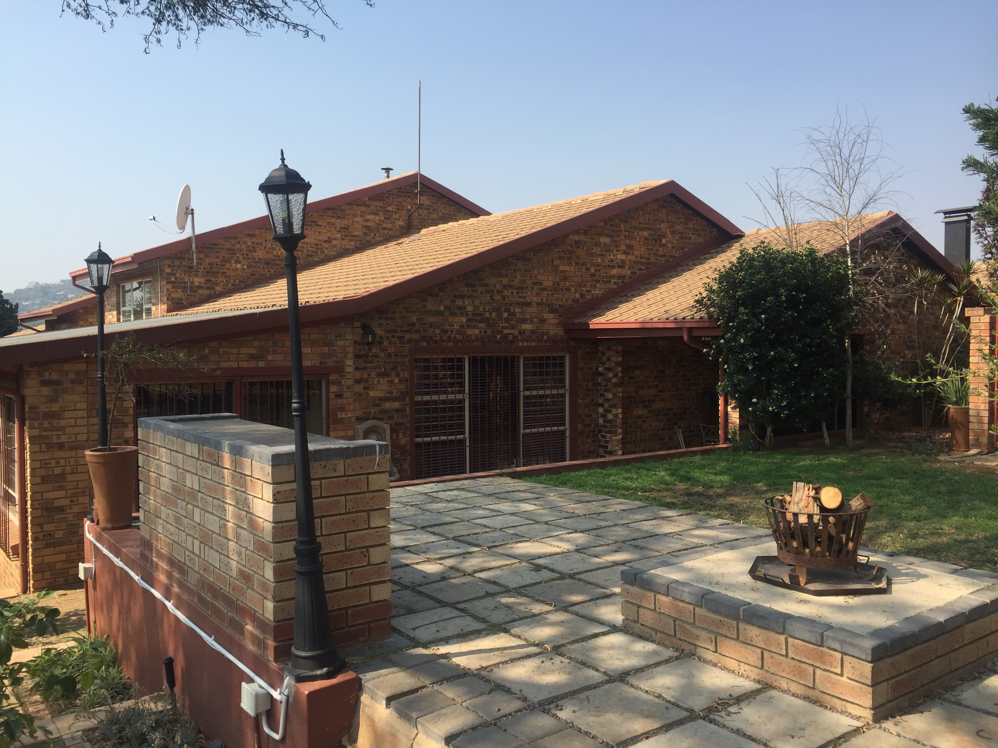 3 Bedroom Cluster in Fairland Blu Real Estate